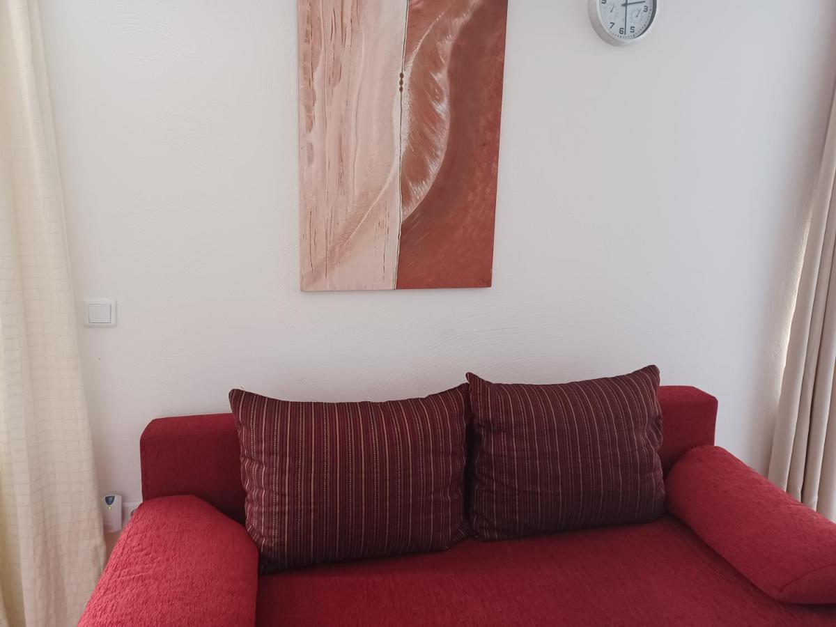 Ehemalige Bibliothek Apartment Fuer 2 Mit Kueche Kamin Netflix Parken Und Hofladen Steinhofel Buitenkant foto